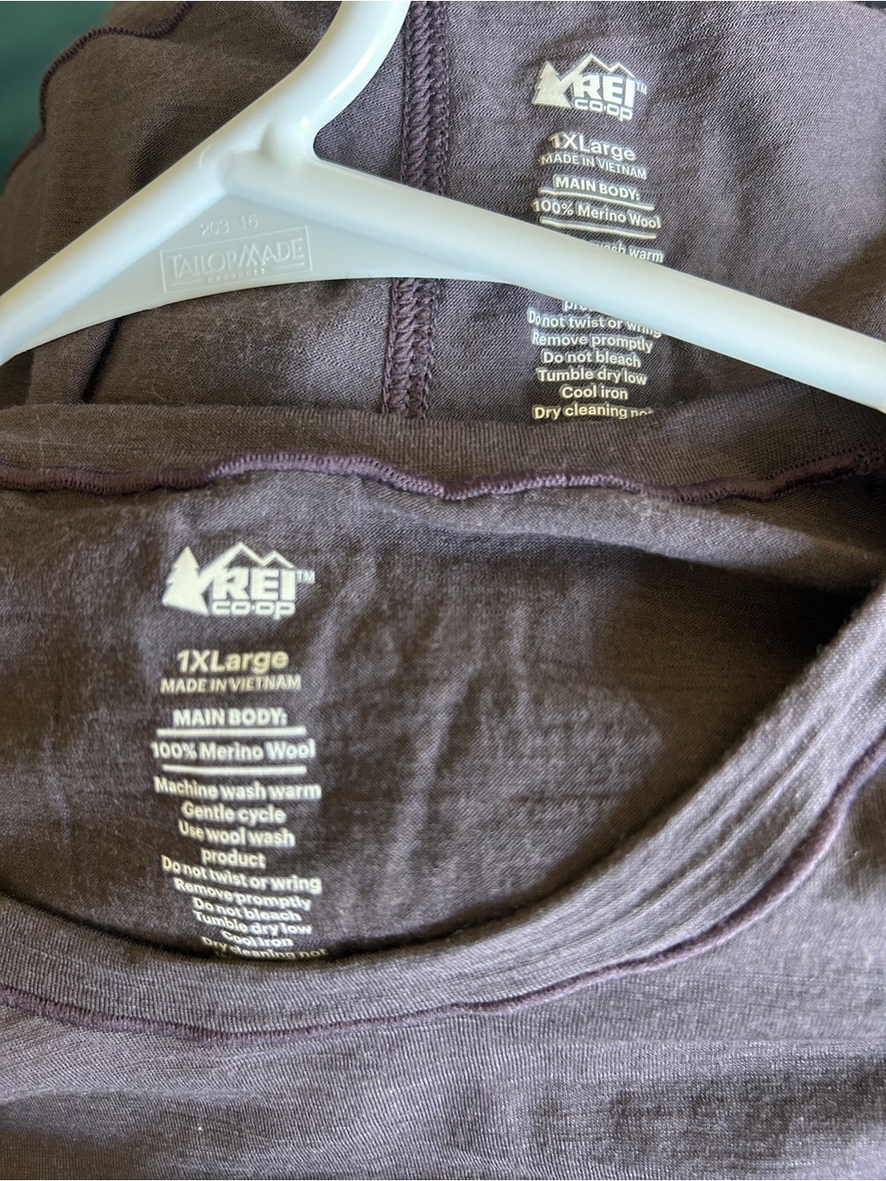 Purple REI merino wool baselayer top and bottom - Picture 3 of 10